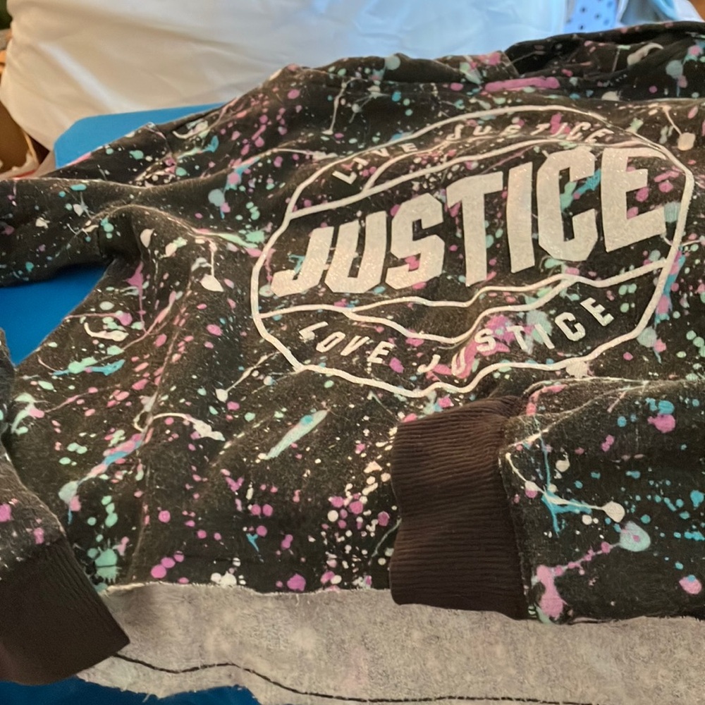 FINAL MARKDOWN Girls Justice Splatter lightweight hooded sweatshirt w/ Logo 6/7